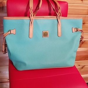 Dooney and Bourke handbag in Tiffany Blue